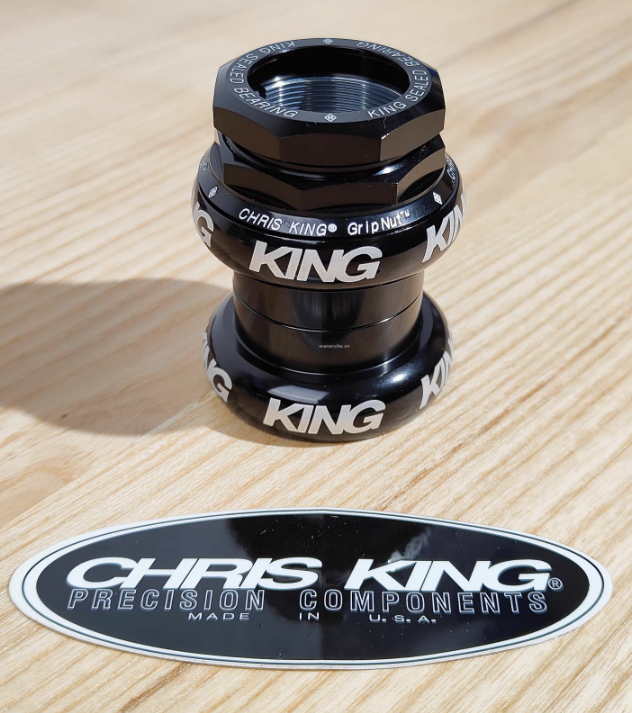 Chris King NoThreadSet Grip Lock Headset 1 1/8 inch - EC34/28.6 | EC34/30 - Classic Logo Print Chris King NoThreadSet Grip Lock Headset 1 1/8 inch - EC34/28.6 | EC34/30 - Classic Logo Print
