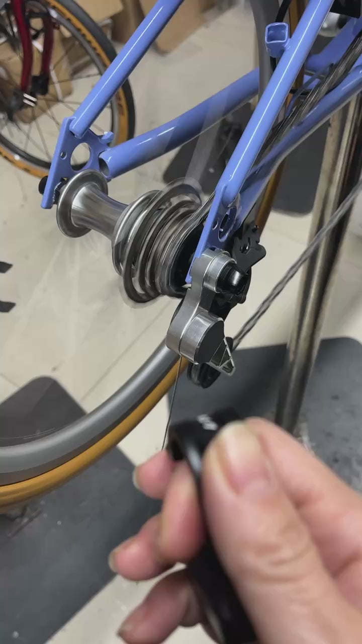 L-Twoo AE Wireless Electronic 3-13 Speed Bicycle Derailleur