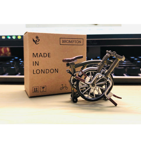 1/10 Brompton Bicycle Plastic Model